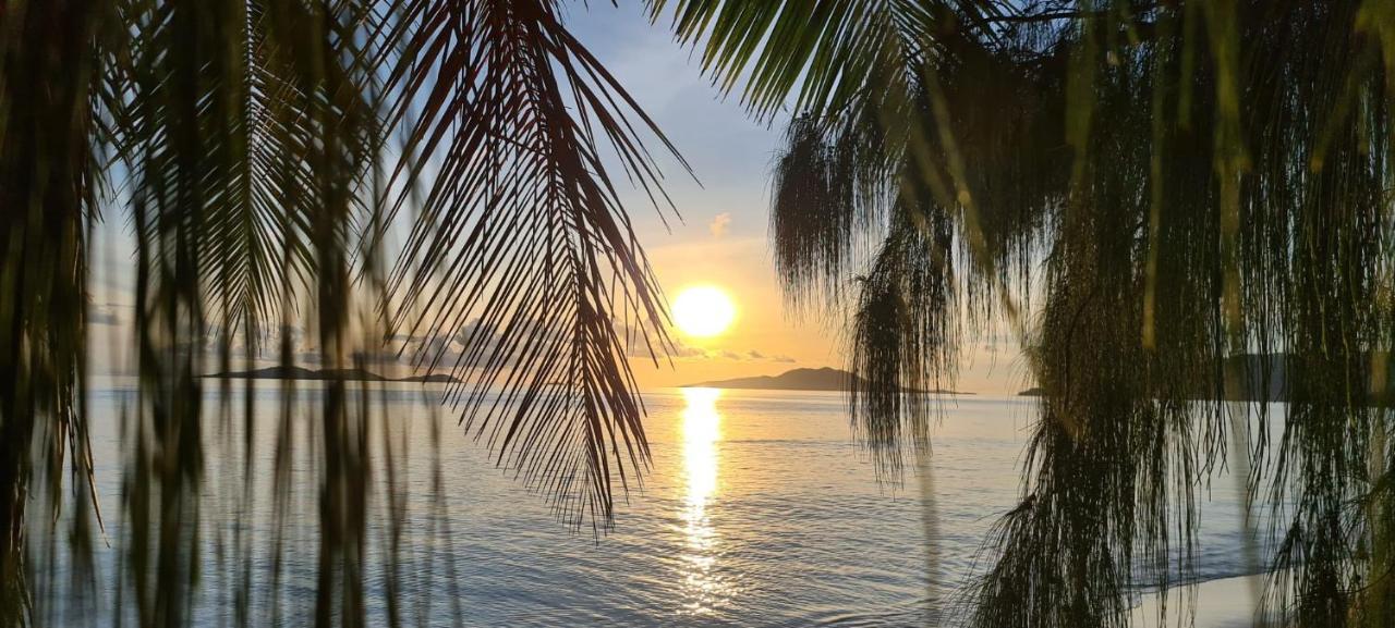 Tranquility Villas Baie Sainte Anne Екстериор снимка