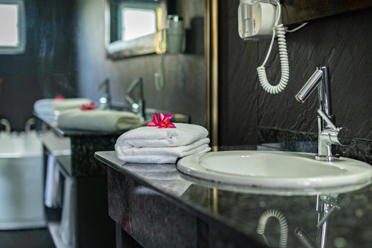 Tranquility Villas Baie Sainte Anne Екстериор снимка