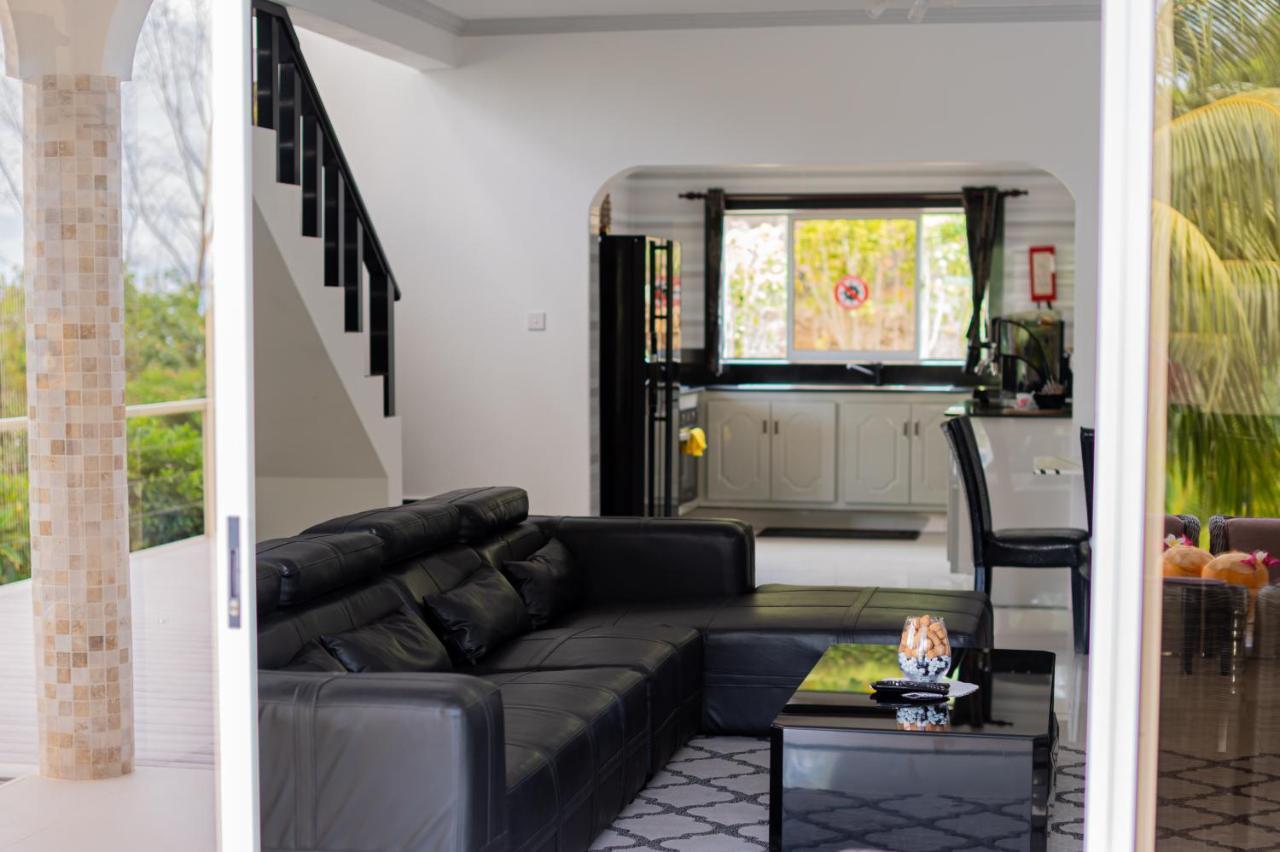 Tranquility Villas Baie Sainte Anne Екстериор снимка