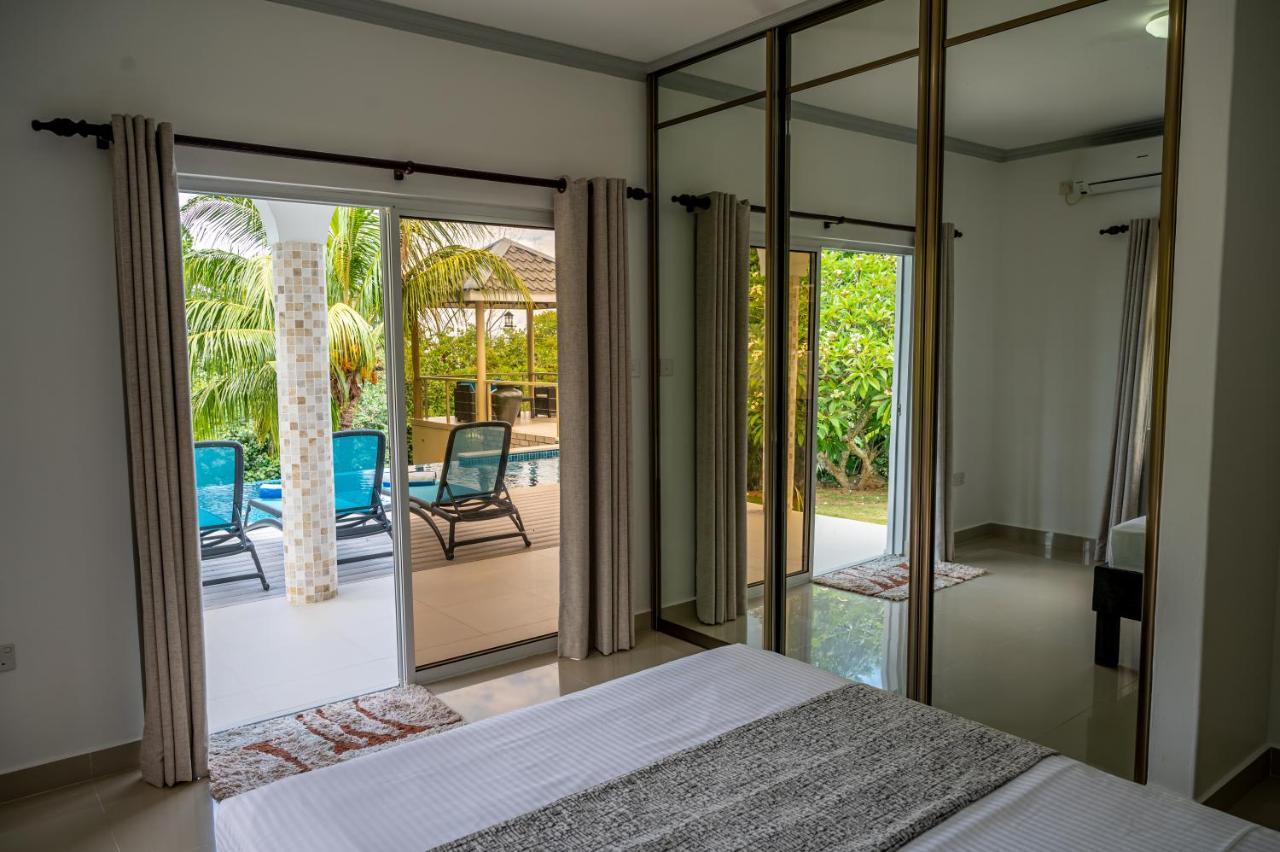 Tranquility Villas Baie Sainte Anne Екстериор снимка