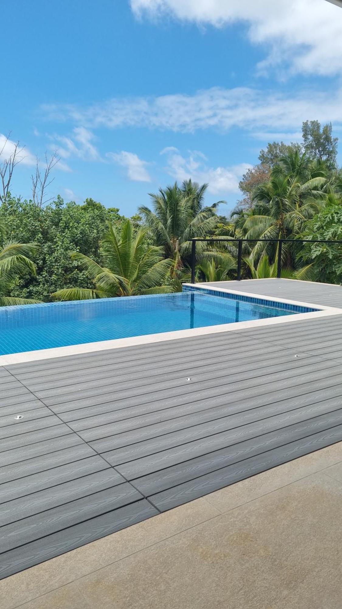 Tranquility Villas Baie Sainte Anne Екстериор снимка