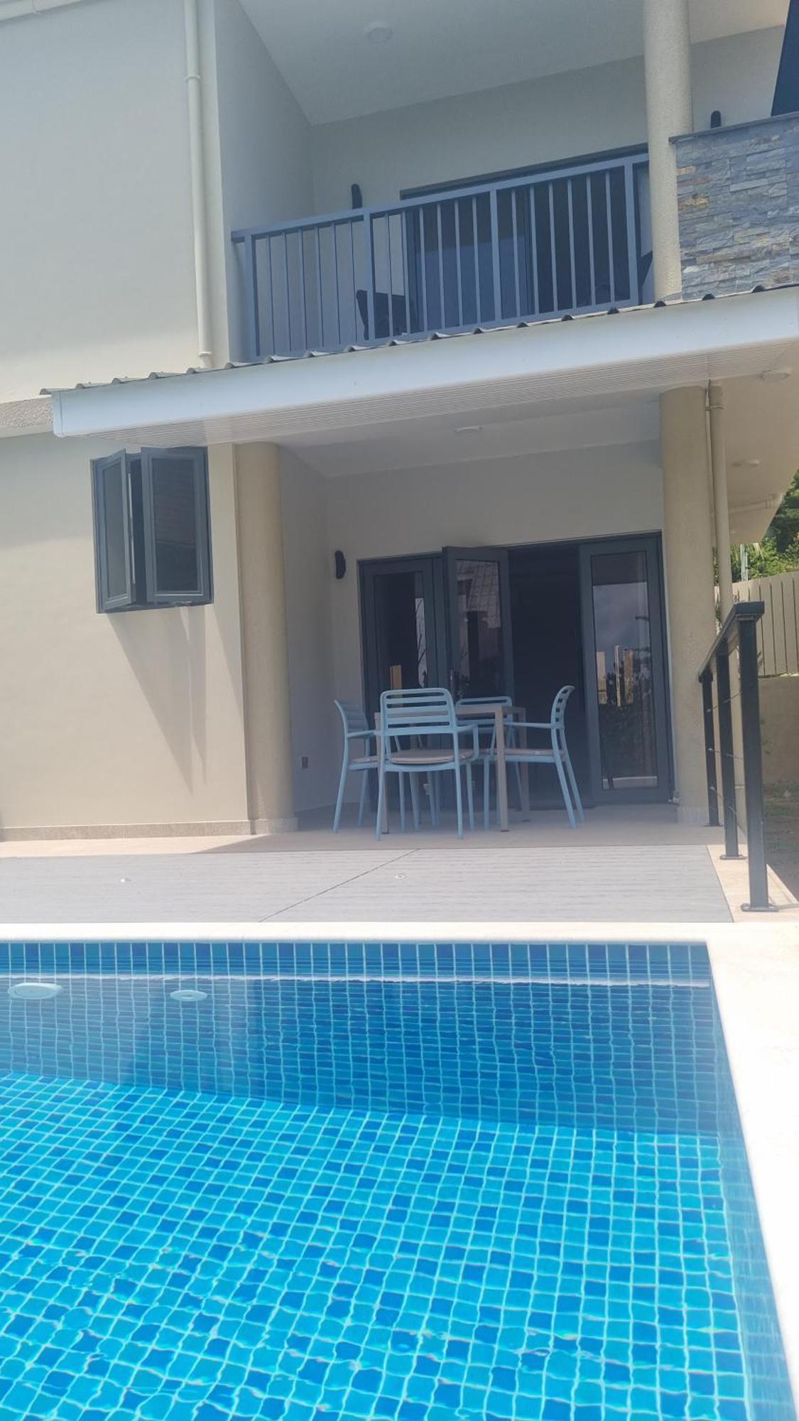 Tranquility Villas Baie Sainte Anne Екстериор снимка