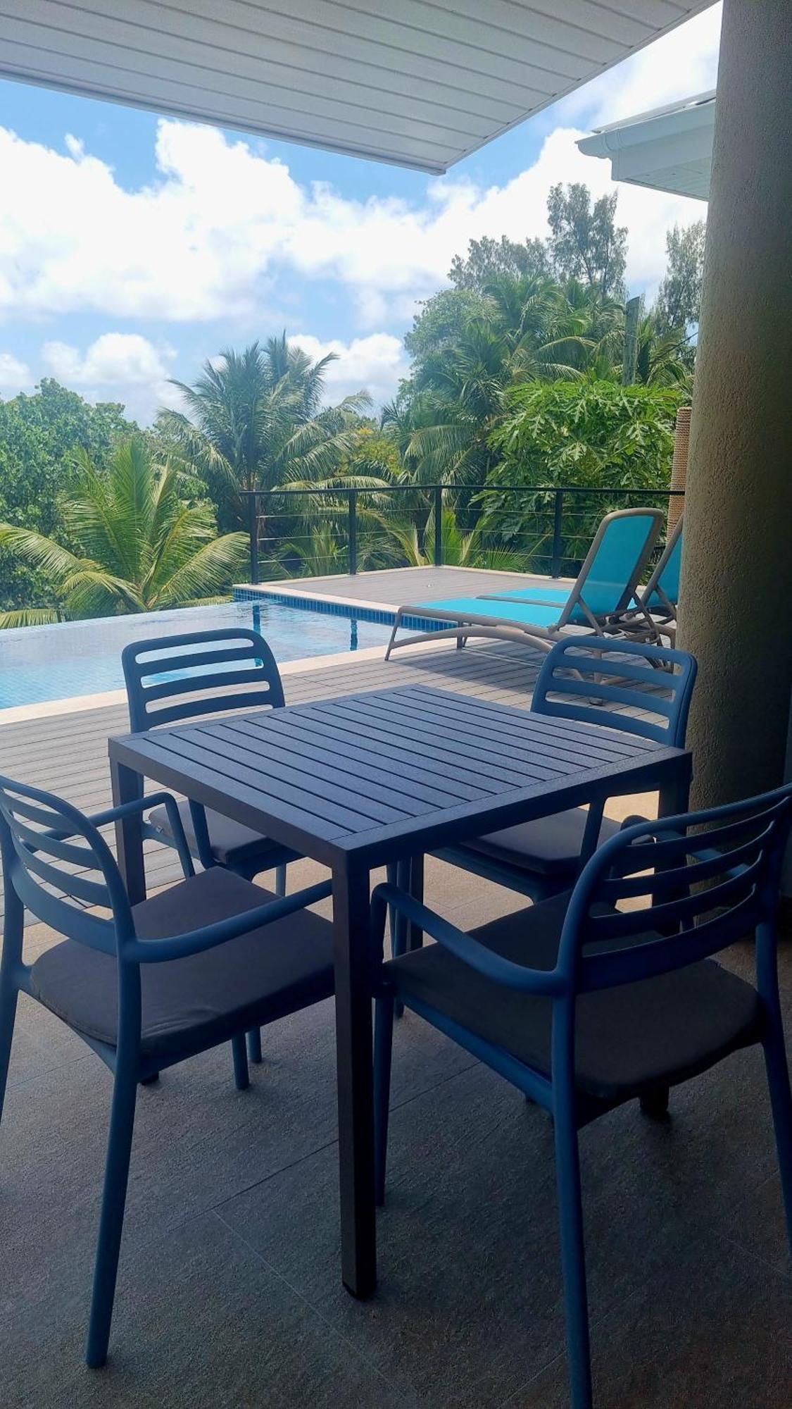 Tranquility Villas Baie Sainte Anne Екстериор снимка