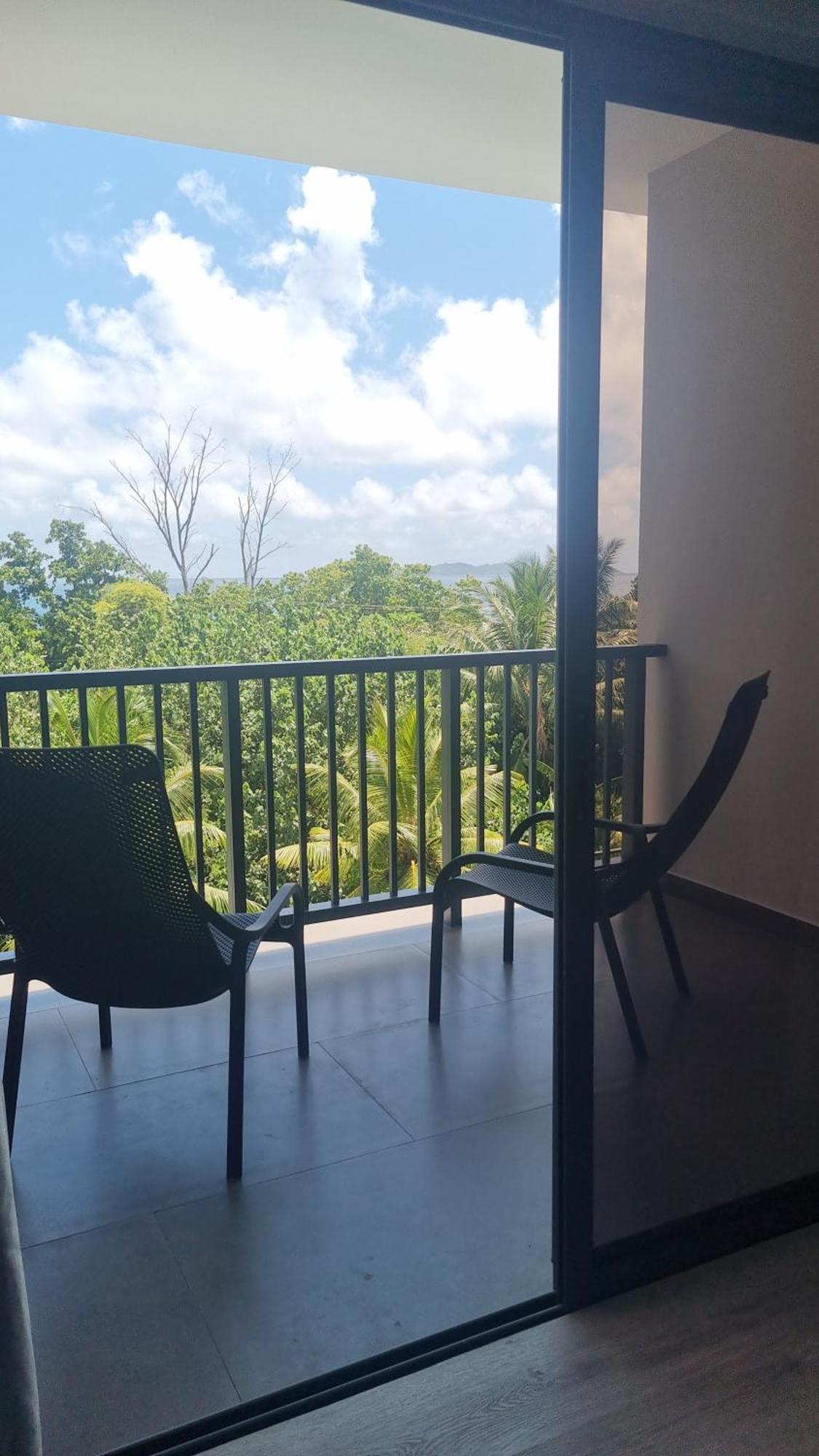 Tranquility Villas Baie Sainte Anne Екстериор снимка
