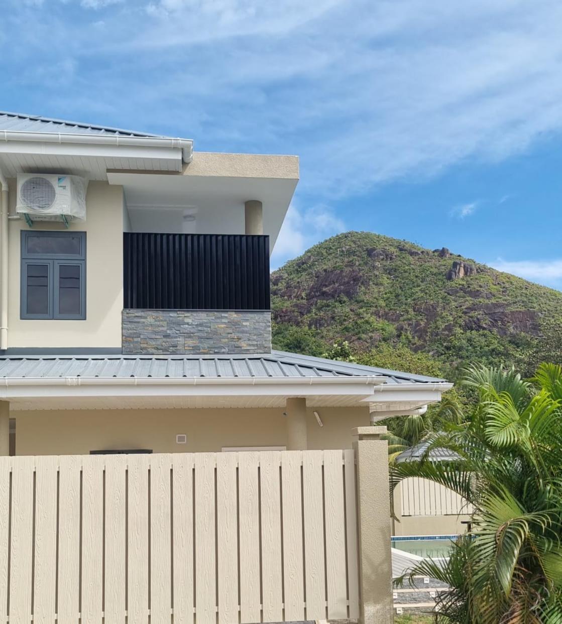 Tranquility Villas Baie Sainte Anne Екстериор снимка